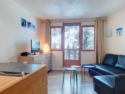 Appartement à Val d'Isère, Appartement skieurs, accès direct pistes, balcon sud, proche remontées - L948282