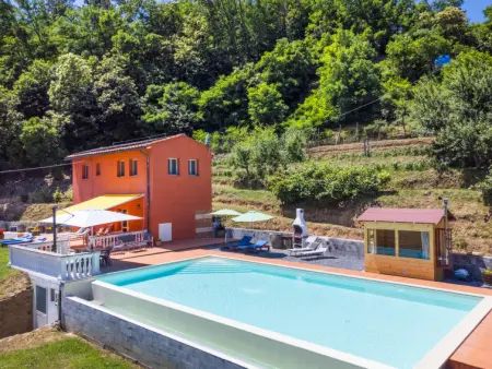 Red House, Gite 4 personnes à Pescia - Photo 40