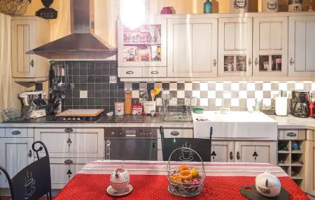 Location Maison 8 personnes à Salbris - Photo 4