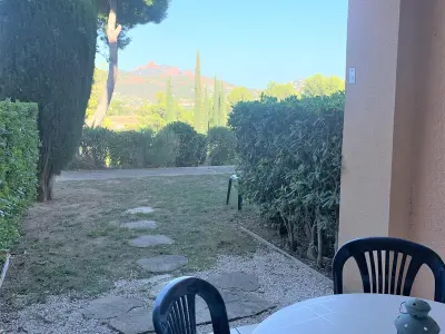 Appartement à Saint Raphaël, Studio 4 pers, terrasse couverte, piscine et parking, Cap Esterel - N°899626