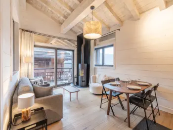 Appartement à La Tania,Charmant appartement au pied des pistes à Courchevel, idéal pour familles FR-1-568-23 N°975615