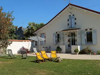 Agriturismo a Artenay,Gîte Familial avec Jardin Clôturé, Proche d'Orléans, Idéal pour Séjours entre Amis ou Collègues FR-1-590-255 N°854728