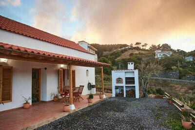 Hermosa Casa con Wifi,chimenea,barbacoa, terraza, Chalet 4 personnes à Agulo 957480