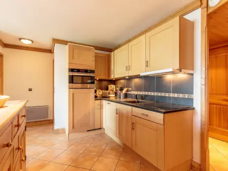 Appt 4 pièces, piscine couverte & parking, près des pistes - Photo 4