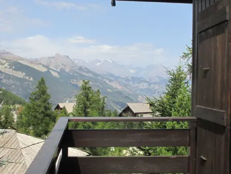 Appartement 3 pièces 6 couchages à Risoul, calme et proche des pistes - Photo 13