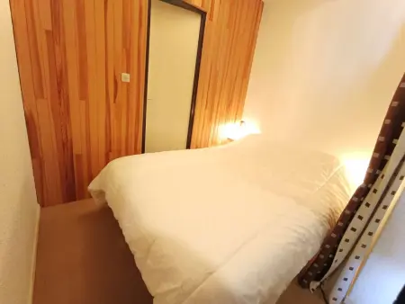 Studio cabine 6 personnes avec balcon et kitchenette équipée à Piau-Engaly - Photo 7