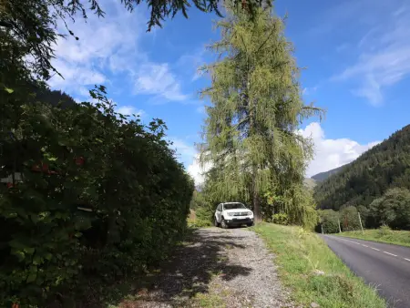 Chalet architecte 6 pers. au Planay, calme, spacieux, jardin avec rivière, proche ski bus gratuit - Photo 10