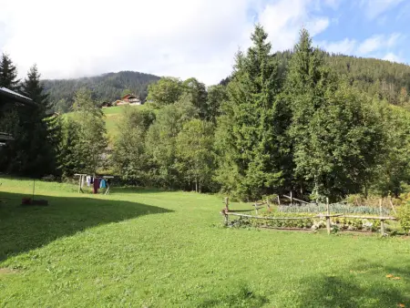 Chalet architecte 6 pers. au Planay, calme, spacieux, jardin avec rivière, proche ski bus gratuit - Photo 11