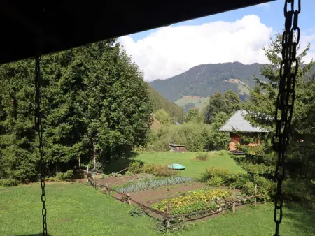 Chalet architecte 6 pers. au Planay, calme, spacieux, jardin avec rivière, proche ski bus gratuit - Photo 12