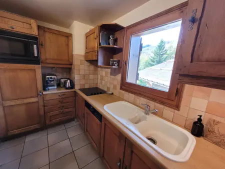 Duplex 3 pièces à Megève - Proche centre, 6-8 pers, balcon, piscine, wifi, garage. - Photo 2