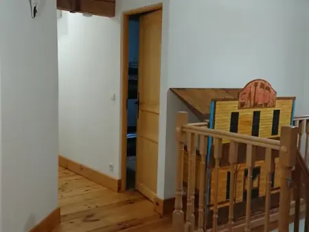 Maison spacieuse en pleine nature avec piscine, équipements de loisirs et randonnées à proximité - Photo 31