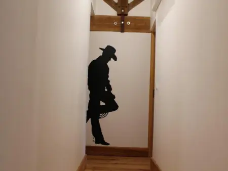 Maison spacieuse en pleine nature avec piscine, équipements de loisirs et randonnées à proximité - Photo 33