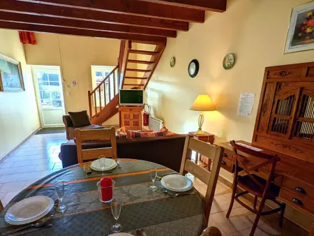 Gîte communal charme ancien, animaux bienvenus, Gite 4 personnes à Salles Lavalette - Photo 1