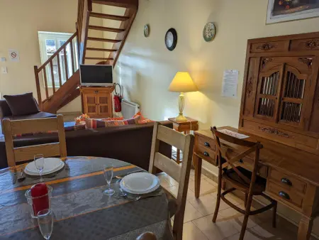 Gîte communal charme ancien, animaux bienvenus, Gite 4 personnes à Salles Lavalette - Photo 6