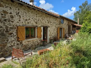 Cottage in Massignac,Maison spacieuse à Massignac avec jardin privé, proche activités et Domaine des Étangs FR-1-653-213 N°855122