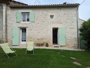 Casa rural en Bunzac,Maison de Charme avec Jardin, Proche La Rochefoucauld, Wifi, Ping-Pong, et Equipement Bébé FR-1-653-35 N°855140