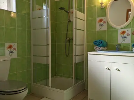 Gîte familial avec piscine, jardin clos, équipements bébé, animaux acceptés, Chadurie - Photo 14