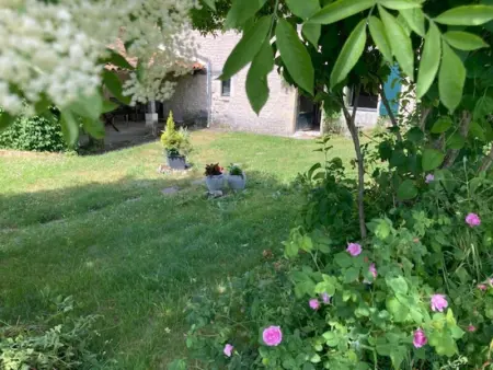 Gîte familial avec piscine, jardin clos, équipements bébé, animaux acceptés, Chadurie - Photo 28