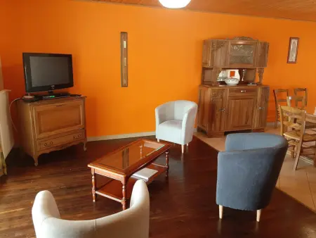 Charentaise rénovée avec jardin, à 20 min d'Angoulême - Photo 4