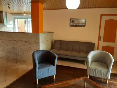 Charentaise rénovée avec jardin, à 20 min d'Angoulême - Photo 5