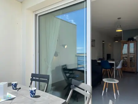 Appartement T3 avec balcon proche commodités, parking inclus - Photo 9