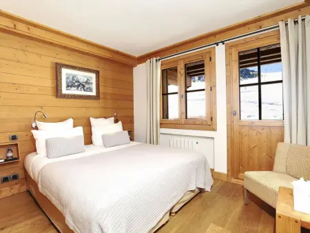 Chalet d'exception avec sauna et jacuzzi, accès direct aux pistes - Photo 8