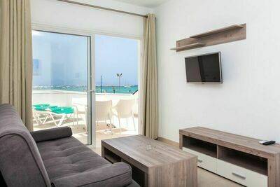 TAO Caleta Playa - 2-Bedrooms Appartment Sea View, Maison 5 personnes à Corralejo ES-35660-3803