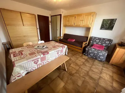 Appartement à Les Carroz d'Arâches, Studio 4 pers avec lave-linge, pied des pistes et parking couvert à Arâches-la-Frasse - N°962396