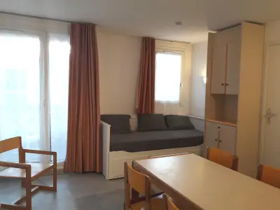 Appartement à Villard de Lans, Studio cabine rénové, 100m du centre du village, Villard-de-Lans - L900169