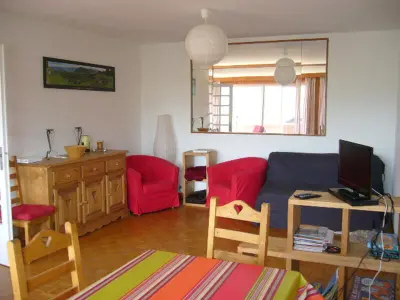 Appartement à Villard de Lans, Grand 100m² avec 3 chambres, parking et Wifi au centre du village - L900181