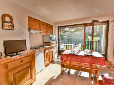 Apartamento en Les Gets, Grizzli- Charmant T2 skis aux pieds, piscine et tennis, accès direct pistes - L900290