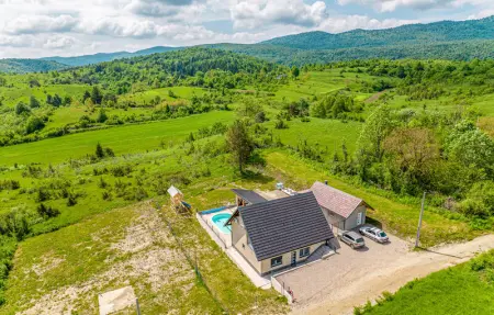 Location Maison 8 personnes à Plaski - Photo 17