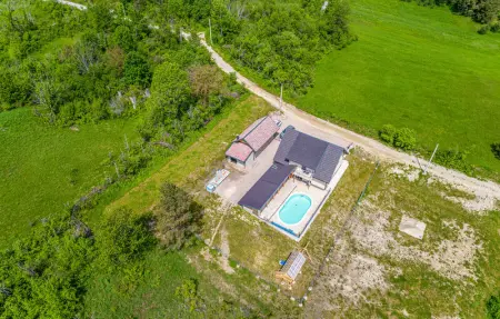 Location Maison 8 personnes à Plaski - Photo 19