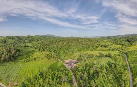 Location Maison 8 personnes à Plaski - Photo 21