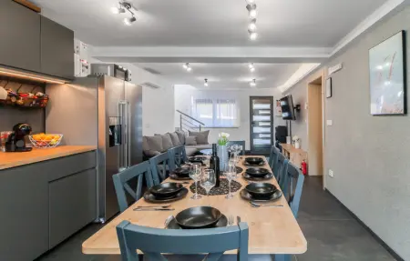 Location Maison 8 personnes à Plaski - Photo 26