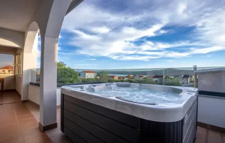 Location Maison 10 personnes à Posedarje - Photo 1