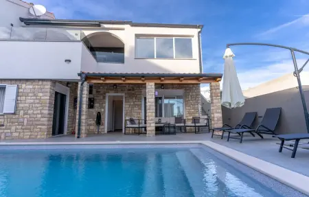 Location Maison 10 personnes à Posedarje - Photo 8