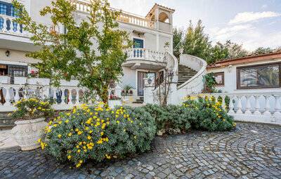 Apartment 2 persons in Roma IRU574