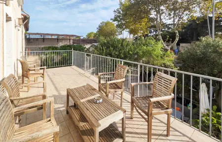 Location Maison 8 personnes à Montblanc - Photo 2