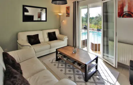 Location Maison 6 personnes à Châteaurenard - Photo 2