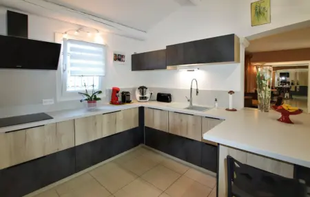 Location Maison 6 personnes à Châteaurenard - Photo 4