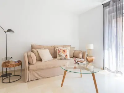 Appartement à Málaga, Appartement Confortable au Cœur de Malaga avec Balcon – Proche Monuments et Musées - L900632