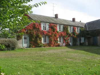 Agriturismo a Boisseaux,Maison d'époque avec sauna, jacuzzi et salle de jeux à 1h de Paris - Idéale familles/amateurs de stages FR-1-590-4 N°856257