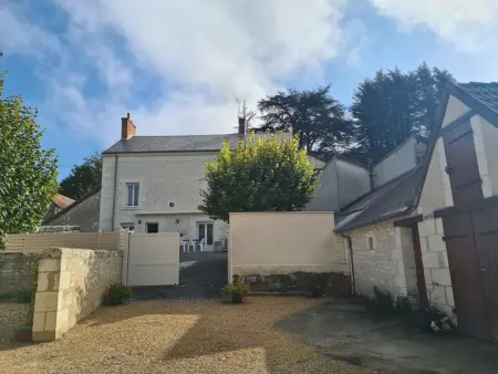 Gîte spacieux près du zoo de Beauval avec cour privative, terrasse, et équipements complets - Photo 1