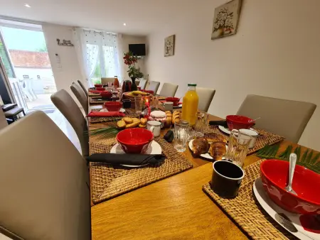 Gîte spacieux près du zoo de Beauval avec cour privative, terrasse, et équipements complets - Photo 5