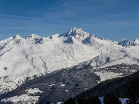 Appartement rénové 3 pièces avec balcons, WIFI, proche centre station - Photo 15