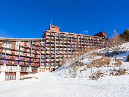 Appartement rénové 3 pièces avec balcons, WIFI, proche centre station - Photo 20