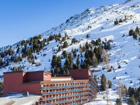 Appartement rénové 3 pièces avec balcons, WIFI, proche centre station - Photo 21