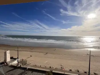 Appartement à Les Sables d'Olonne, Appartement 3* face plage avec balcon et 2 salles d'eau - L900888