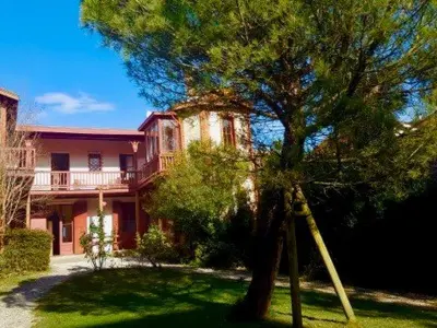 Villa à Arcachon, Superbe Villa Arcachon Face Mer - 11 Pièces, 15 Pers, Jardin, Accès Direct Plage - L856572